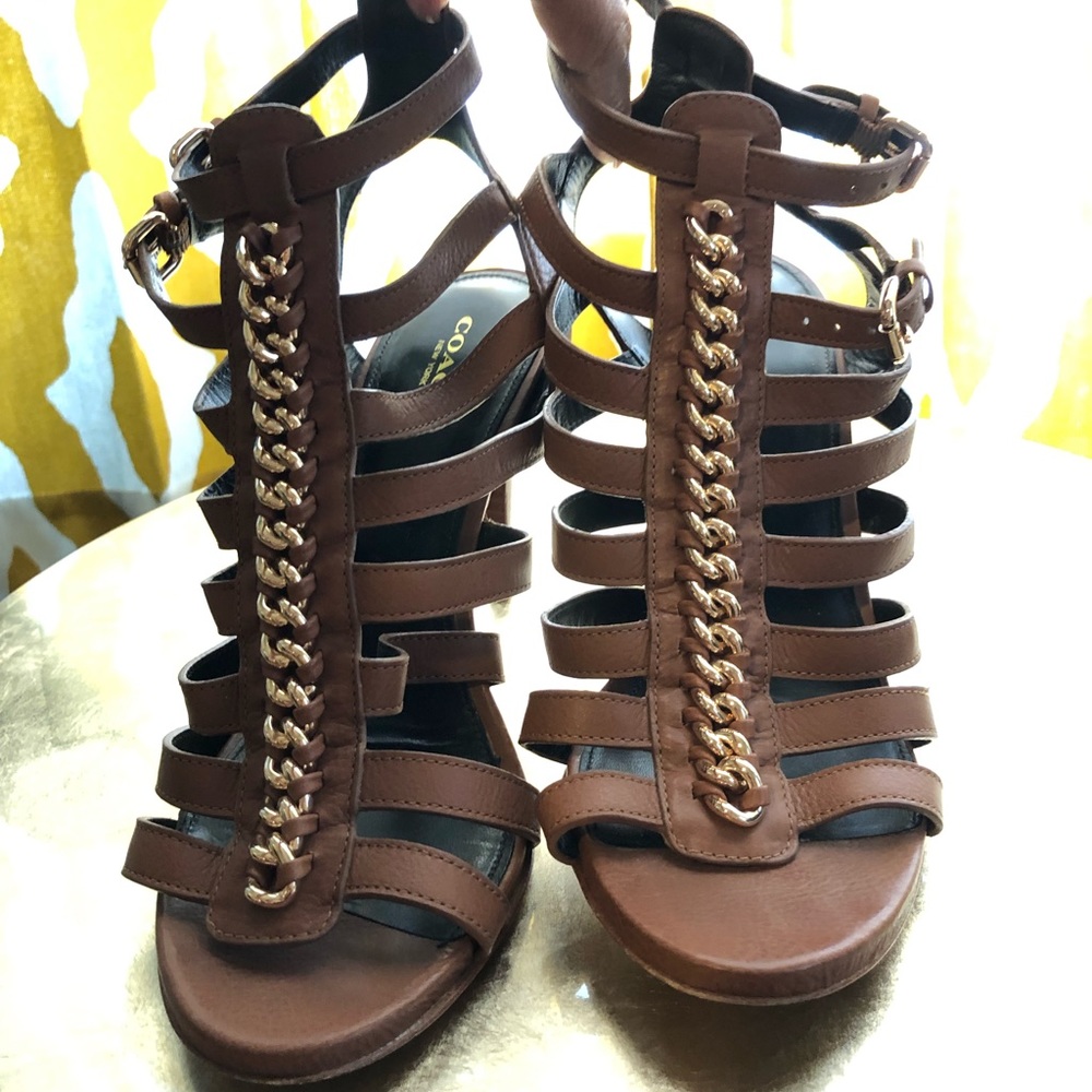 Coach heels with chain detail